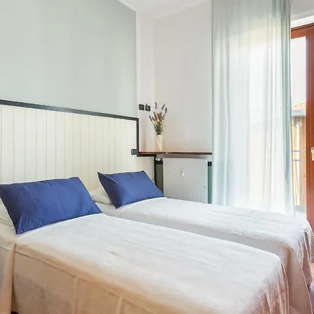 Santa Chiara By Myhomeincomo * كومو