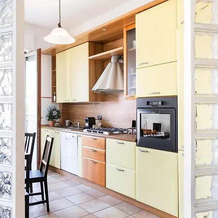 Santa Chiara By Myhomeincomo Apartment Como