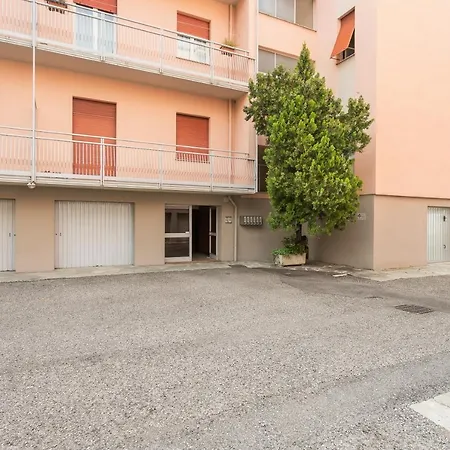 Santa Chiara By Myhomeincomo *