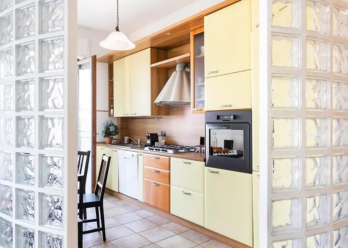 Santa Chiara By Myhomeincomo Apartment Como