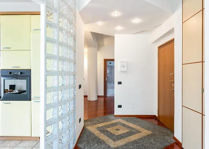 Santa Chiara By Myhomeincomo Apartment *