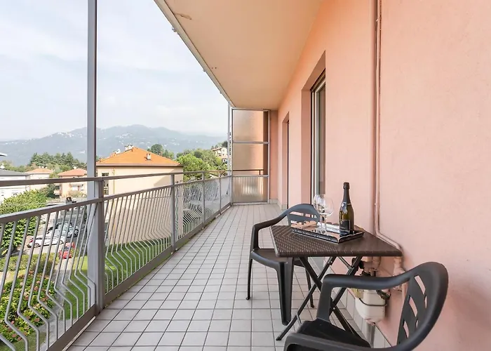 Santa Chiara By Myhomeincomo Como