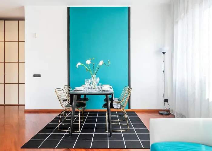 Apartment Santa Chiara By Myhomeincomo Como