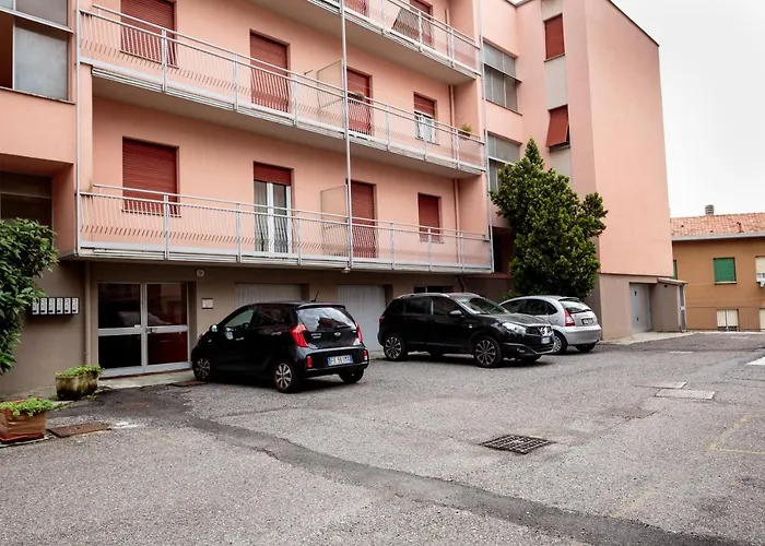 Santa Chiara By Myhomeincomo *